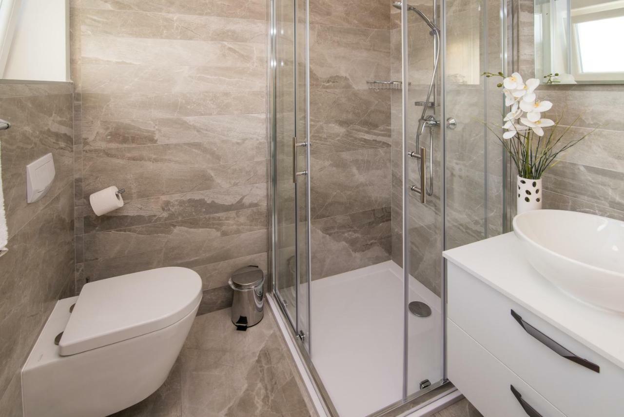 Luxury Apartment Imperia Krk Town Bagian luar foto