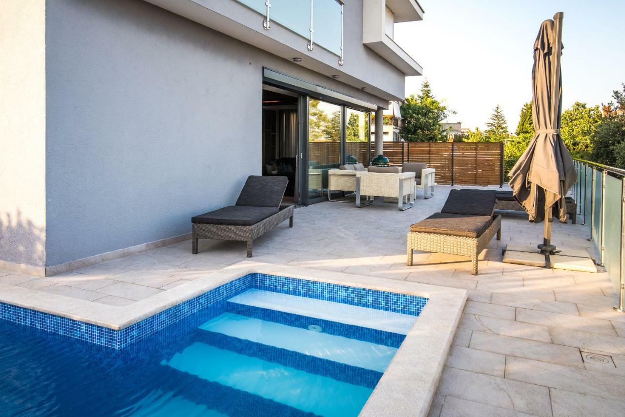 Luxury Apartment Imperia Krk Town Bagian luar foto